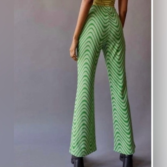 Urban Outfitters Women's Green Uo Bryn Pull-on Flare Pant 🌴 - Picture 3 of 10